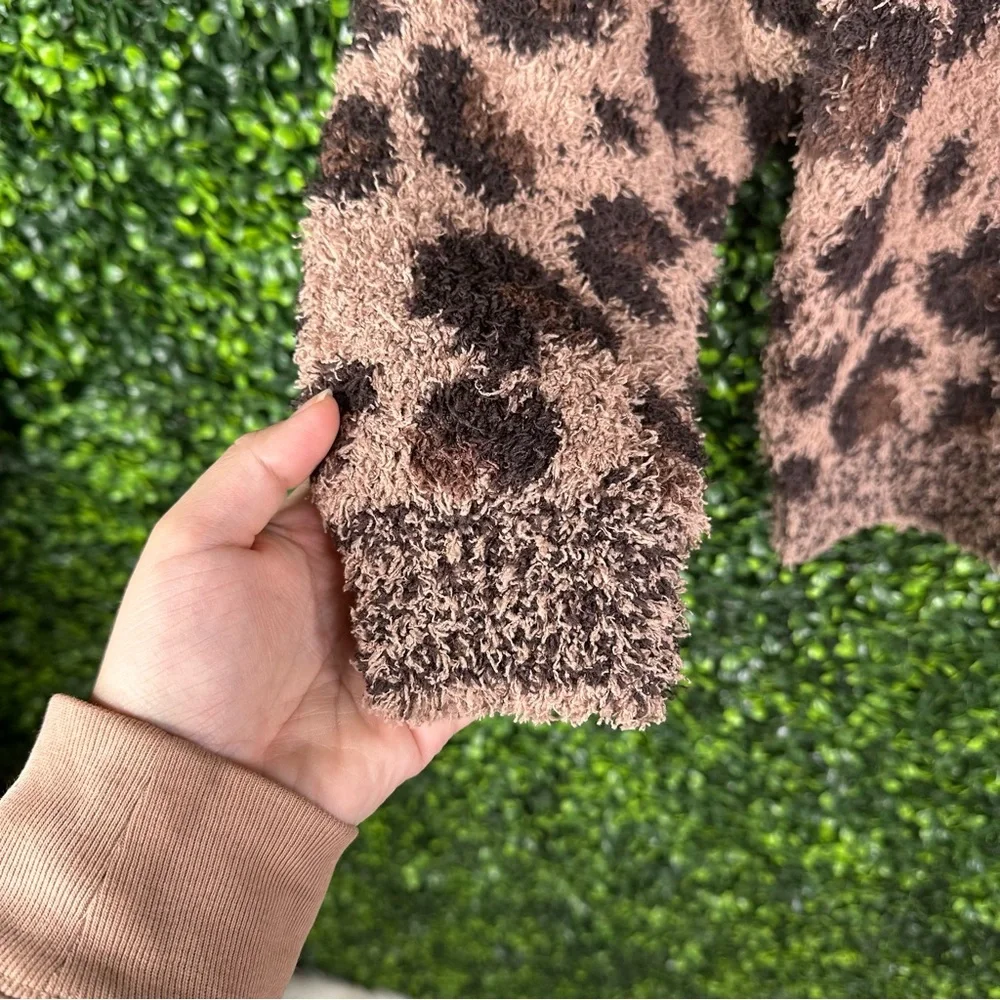 Nwt Skims Cozy Leopard Print Kids joggers and pull over SET‎ NWT